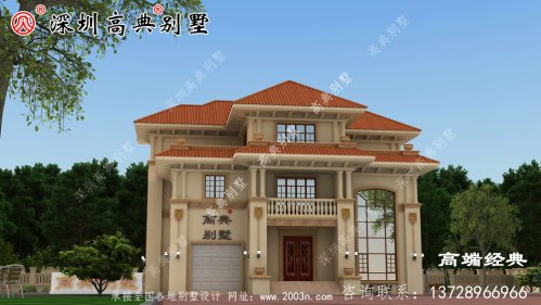 这座乡村别墅的庭院设计外观清新时尚,窗户、大厅设计非常有特色