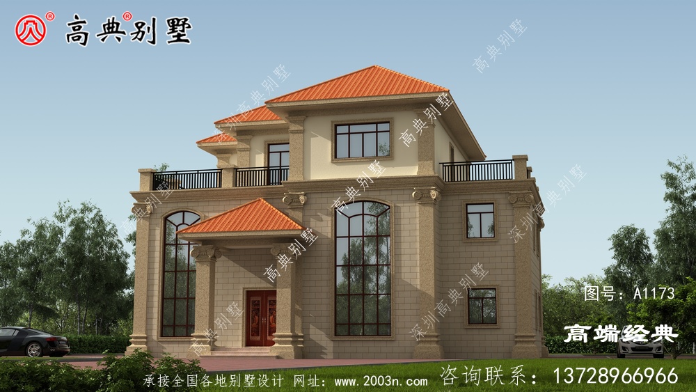 这款欧式自建房,肯定是因为这个户型足够好,才引来大家争相建造。